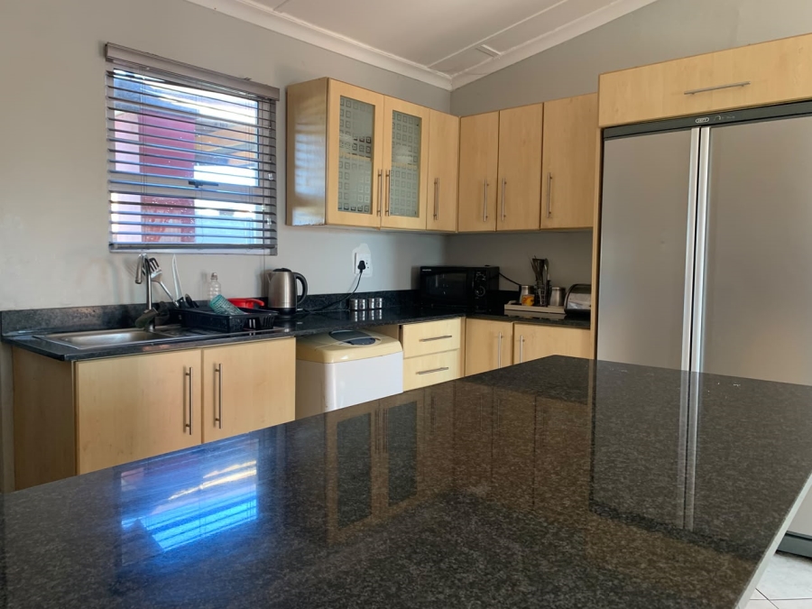 3 Bedroom Property for Sale in Pellsrus Eastern Cape